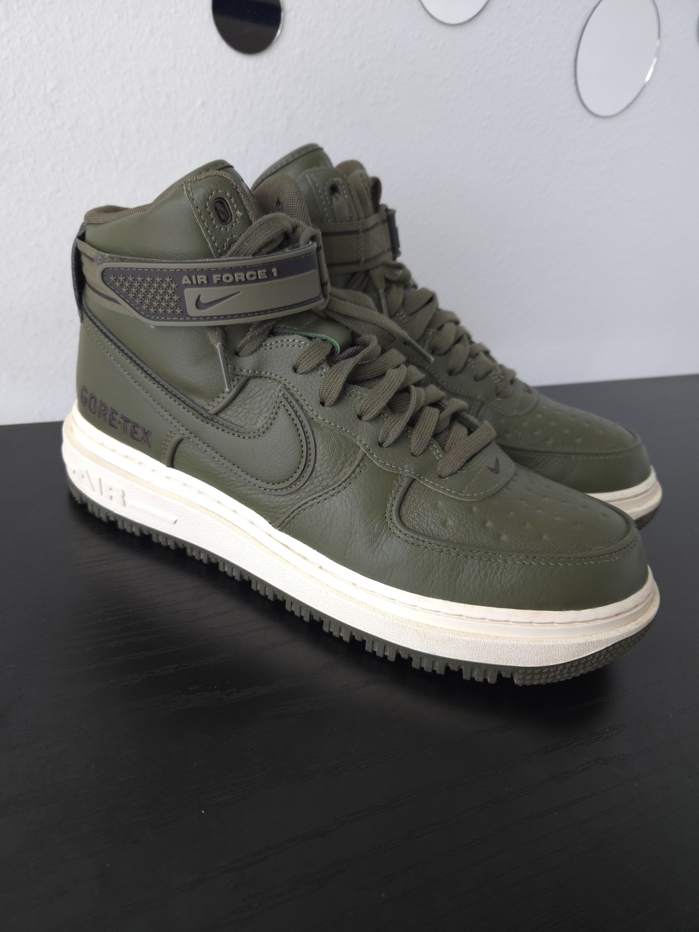 Nike Air Force 1 GORE-TEX Mid - Olive Green Men’s Sneakers